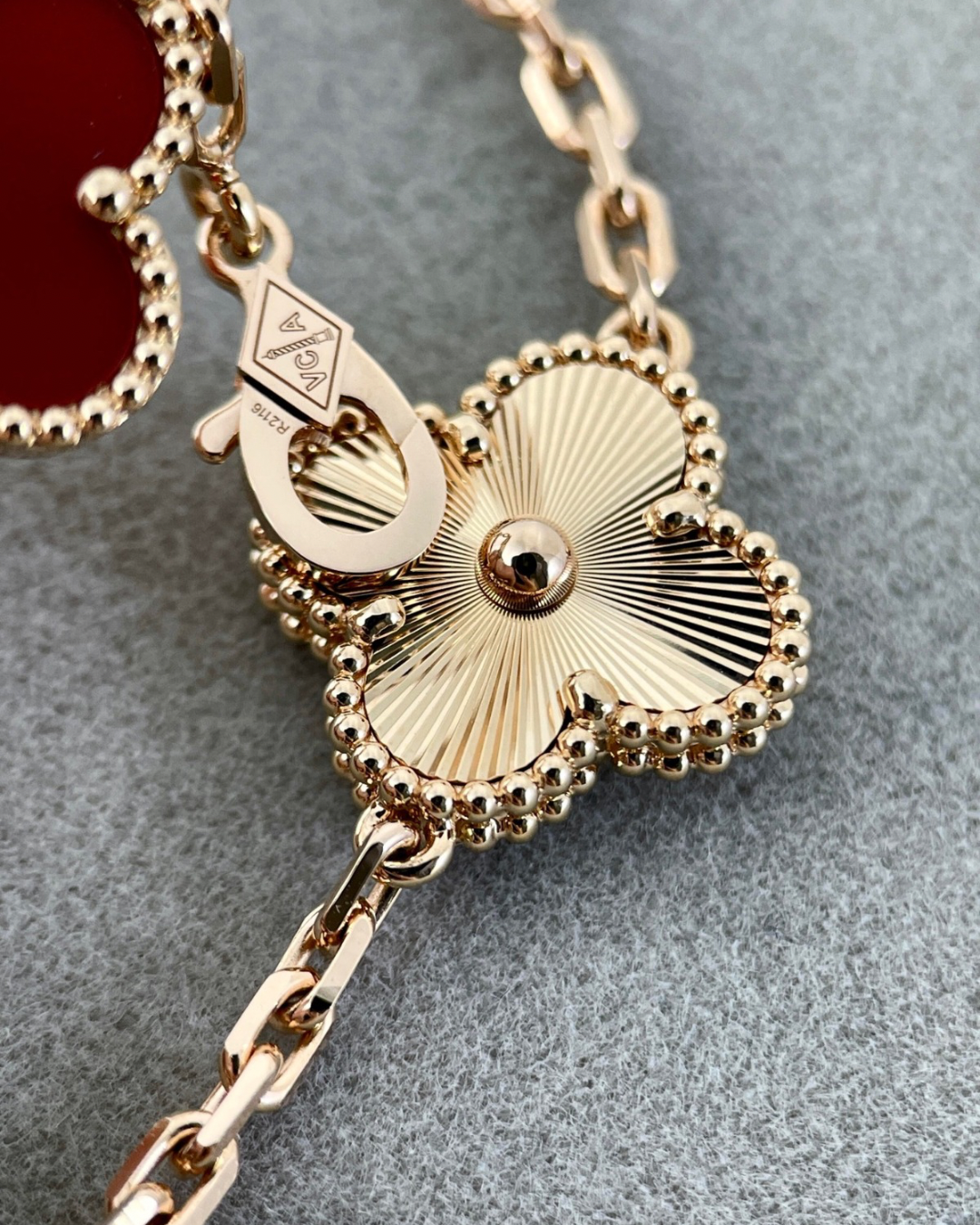 Pulsera VCA oro rosa/cornalina 18k