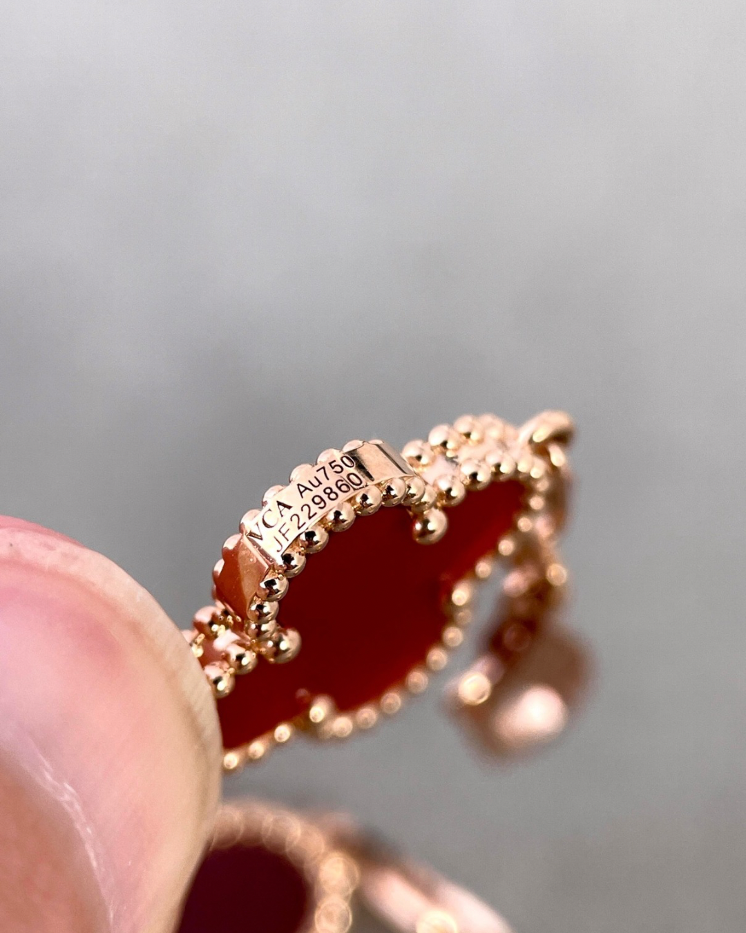 Pulsera VCA oro rosa/cornalina 18k