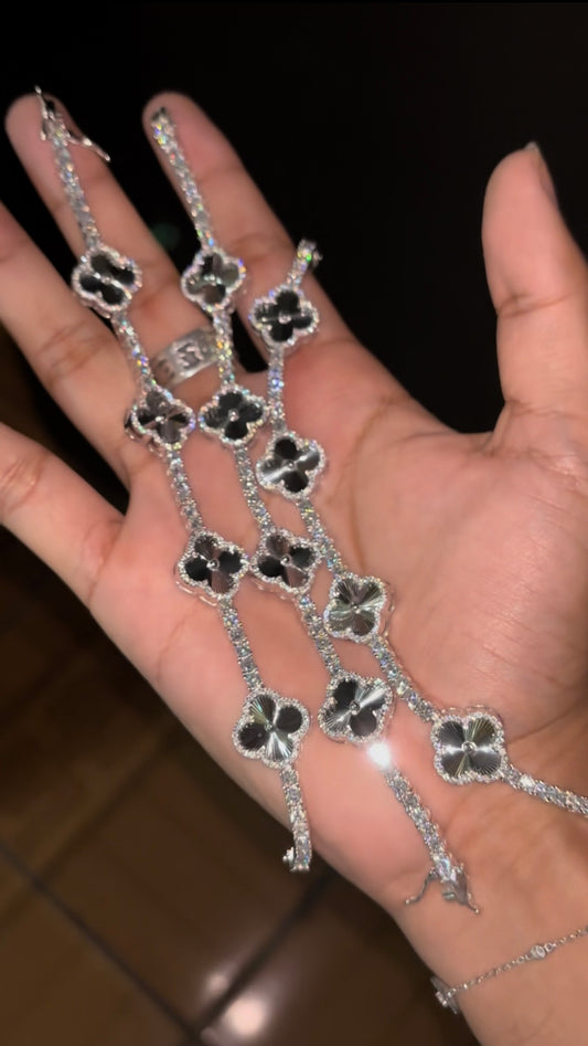 VCA exclusive edition total silver